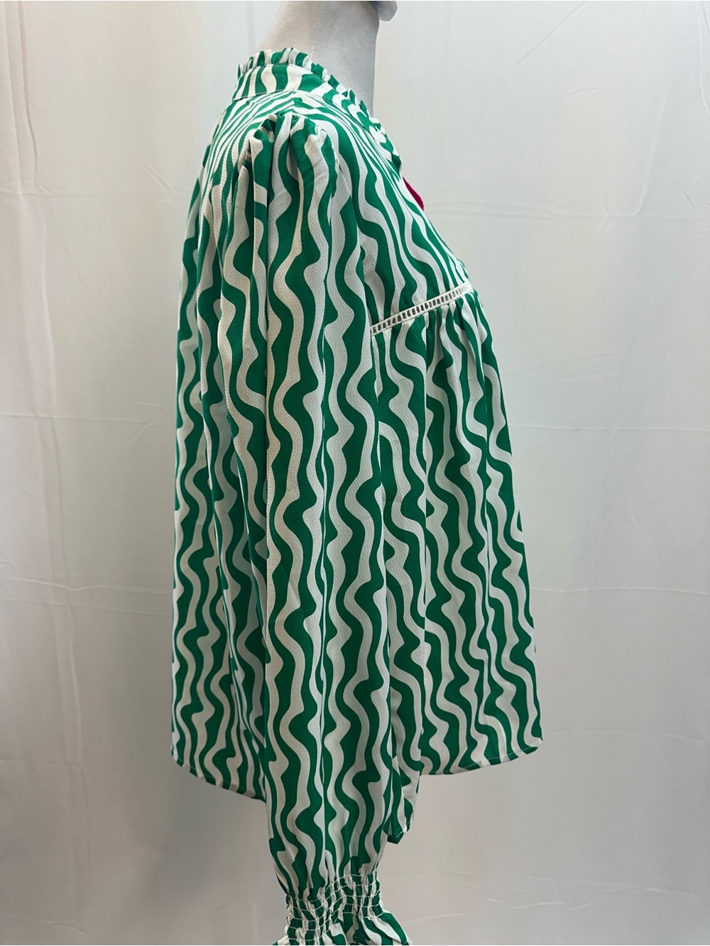 THML Green and White Wavy Stripe Blouse with Pink Placket M - Picture 2 of 3